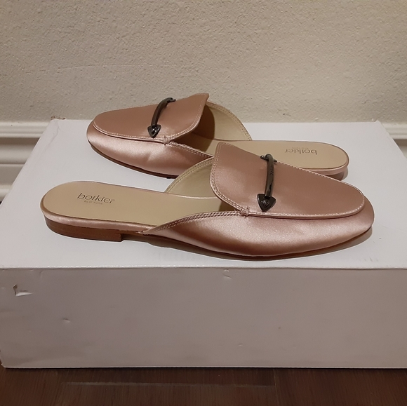 Botkier - Picture 3 of 8